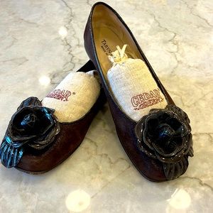 Taryn Rose Brown size 8 ballet flats